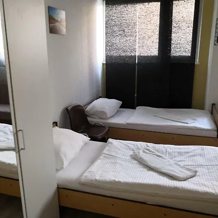 Monteurzimmer Zentrum Affittacamere 2*