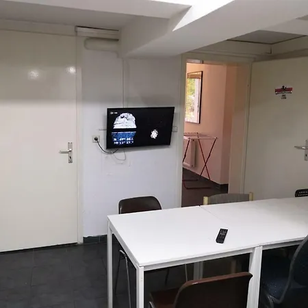 Monteurzimmer Zentrum Guest house 2*